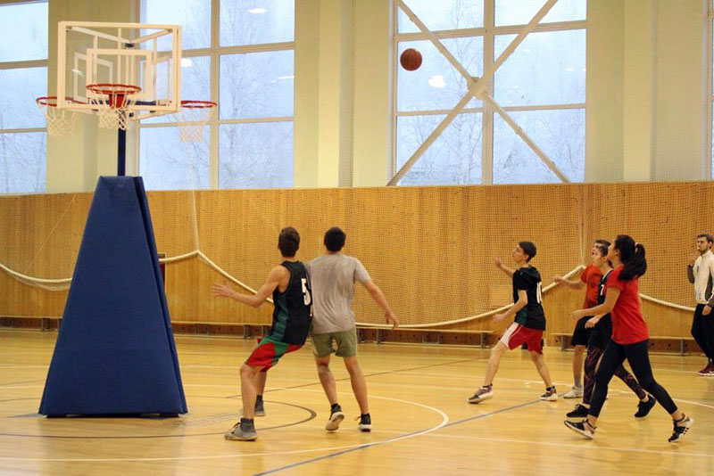 Фестиваль видов адаптивного спорта среди школьников Сургута прошел в СурГПУ